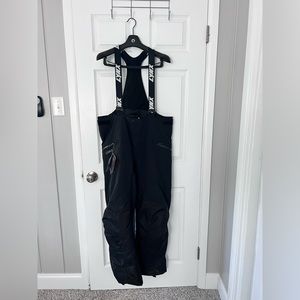 Ski Lynx Quantum pants 
Size: L
Color: Black
NWT. Smoke free/pet free home